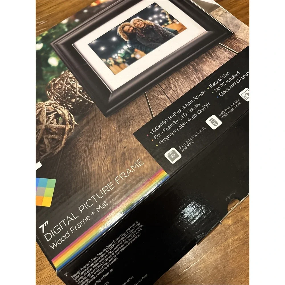 NEW Polaroid Photo Frame 7'' High Resolution PDF -750W W/memory Card Included